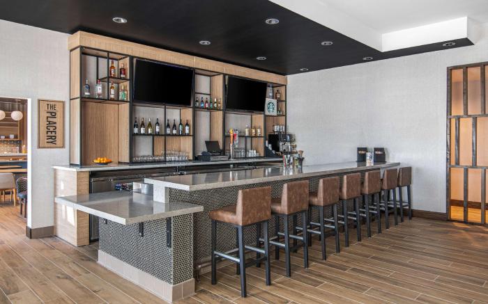 Hyatt Place Newark / Silicon Valley