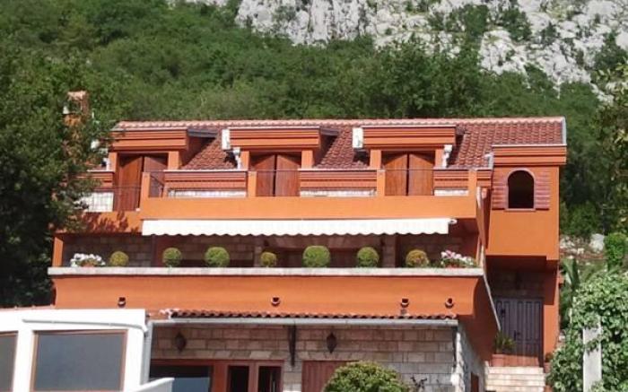 Apartments Nikcevic