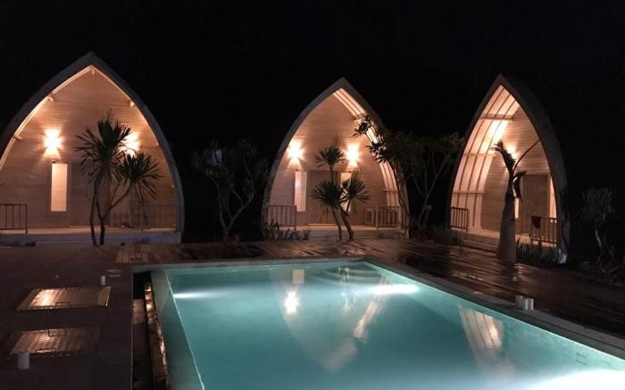 La Roja Bungalows