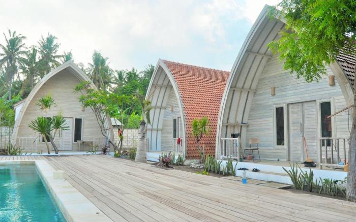 La Roja Bungalows