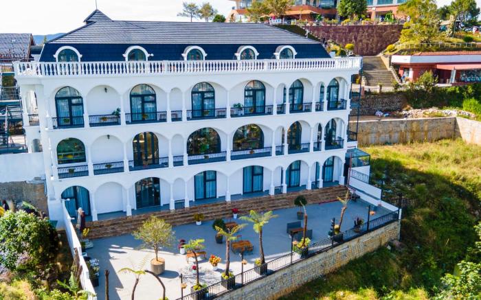 Đồi Mây Tuyết Hotel