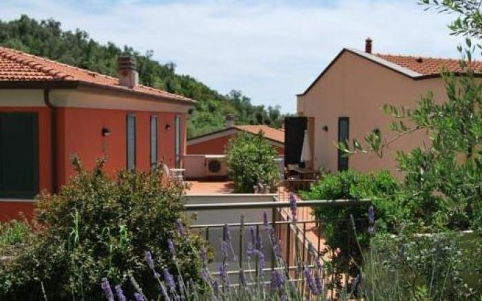 Baia Blu RTA Residence