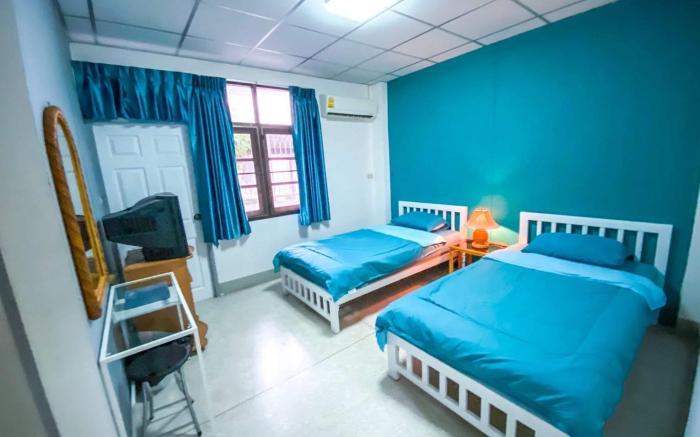 Beach Days Guest House  Cha am Beach 
