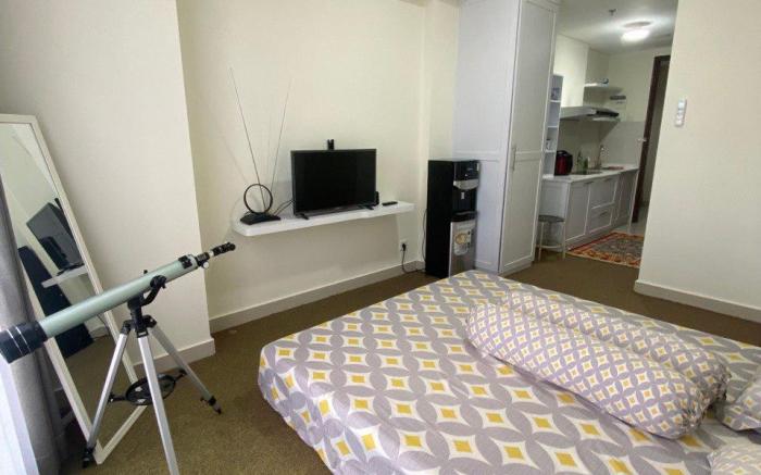Santy Studio@Pollux Habibie Sea View