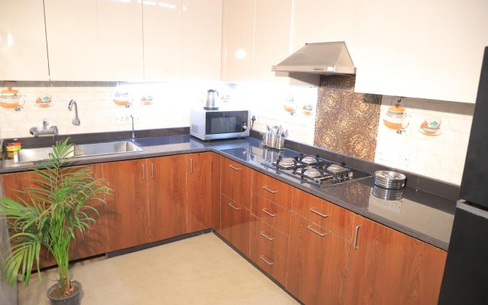 Fortune Home Service Apartment 3Bhk , D-198 Saket