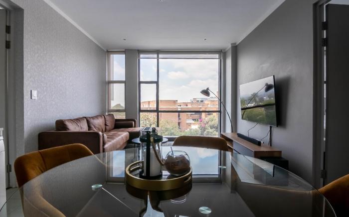 Sandton Smart Apartment 15