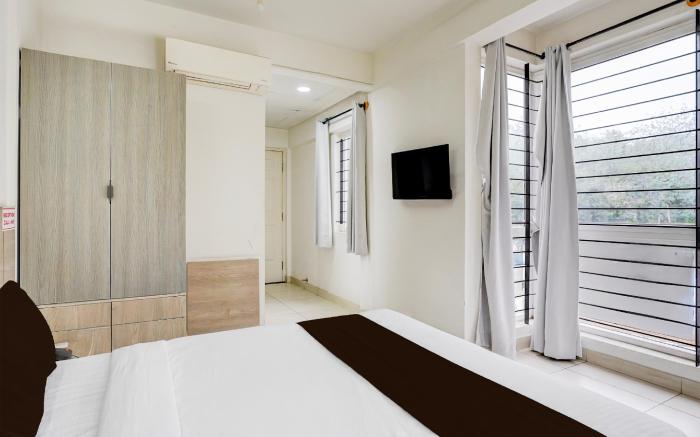 Super Hotel O KSR Bengaluru City Junction Formerly Gurudev Residency