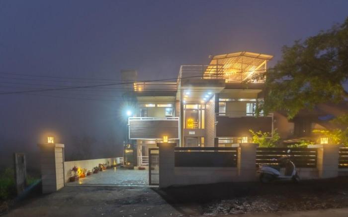 Luxurious Villa in Panchgani