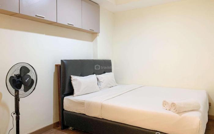 Warm Homey 1BR Belmont Residence Puri By Travelio