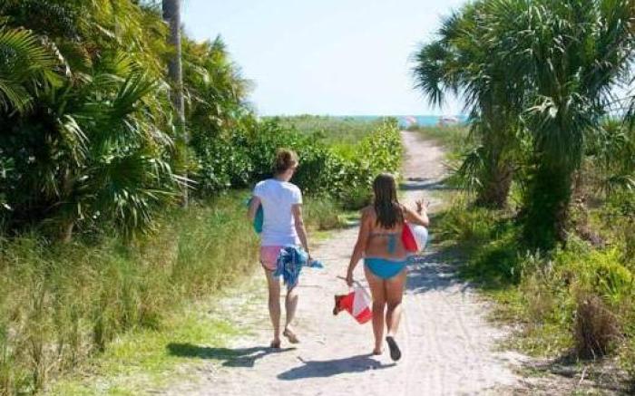 Haley's at Anna Maria Island Inn