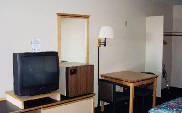 Holiday Lodge - Salem,OR