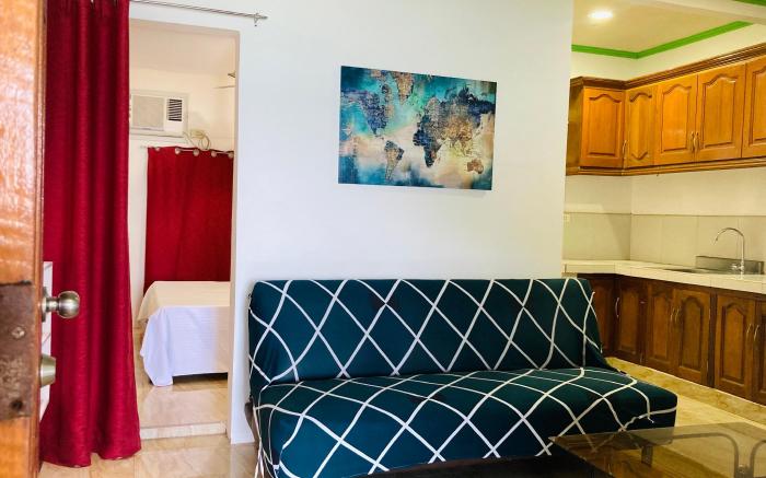 Unit B ( Watering Hole Apartments )