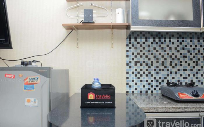 Minimalist Studio Room Kebagusan City By Travelio