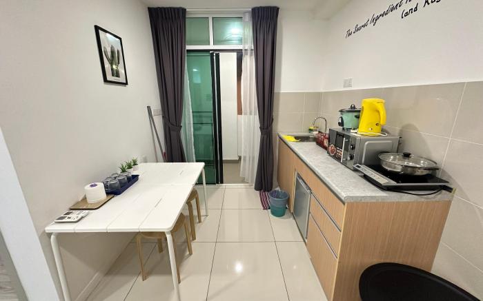 KK SUTERA AVENUE WT POOL OPP IMAGO 2BR 6pax 【79B】