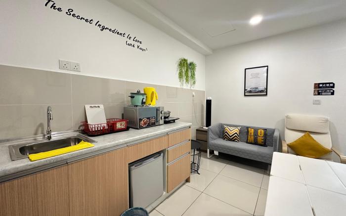 KK SUTERA AVENUE WT POOL OPP IMAGO 4BR 12pax【79C】