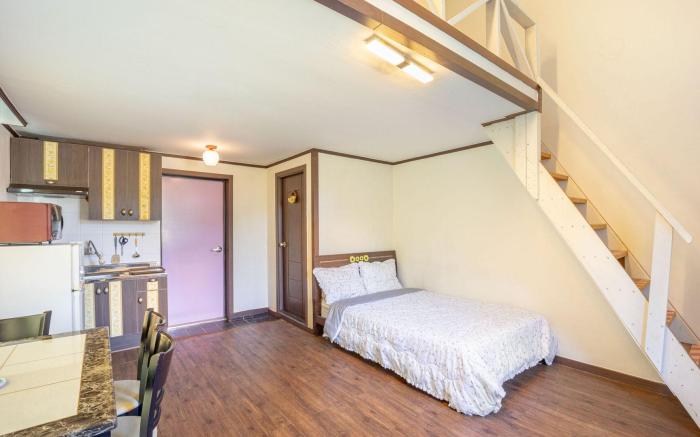 Gangchon Beautiful pet house Pension