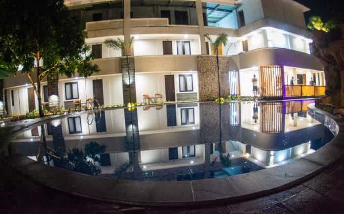 LONG BEACH HOTEL PANGANDARAN