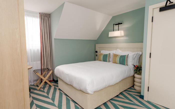 The Relais Cooden Beach