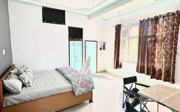 Bhoora House Air condition Room with kitchen