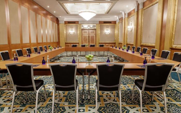Corniche Hotel Sharjah