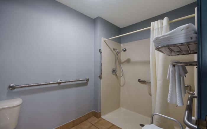 Quality Inn & Suites Oklahoma City North