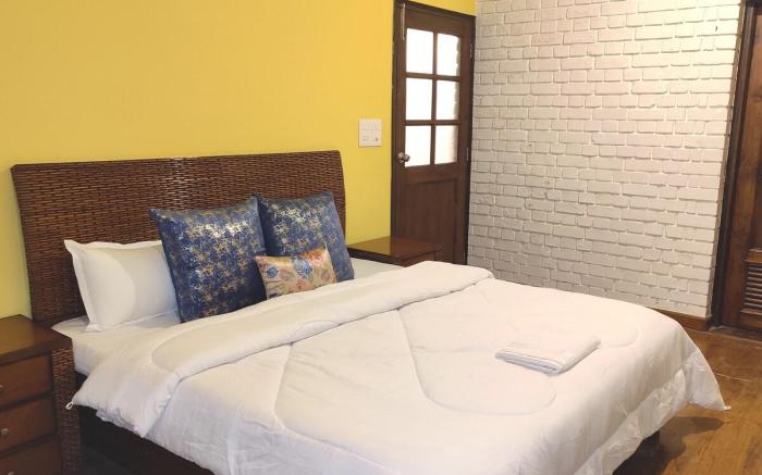Cosy Homes Rajpur Road Near GRD College 