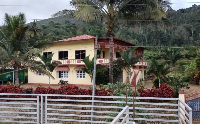 T S M garden homestay 