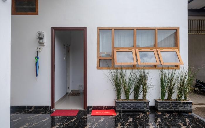 RedDoorz Plus near Alun Alun Kota Blora