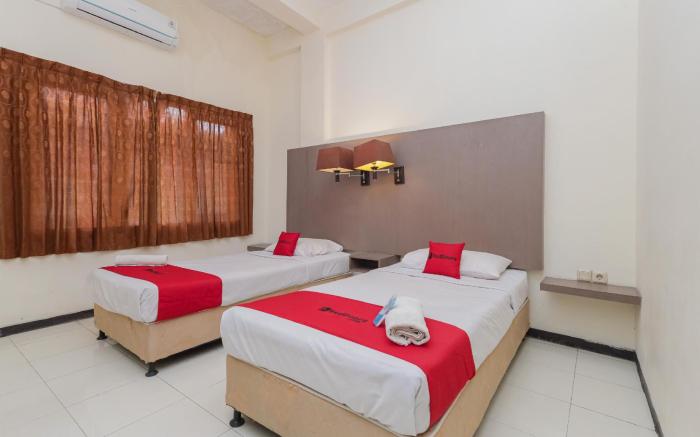 RedDoorz near Gubeng Station Surabaya