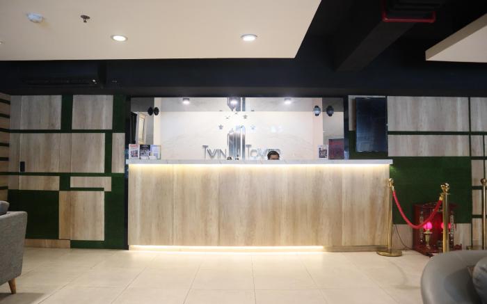 Twin Tower Hotel & Residence