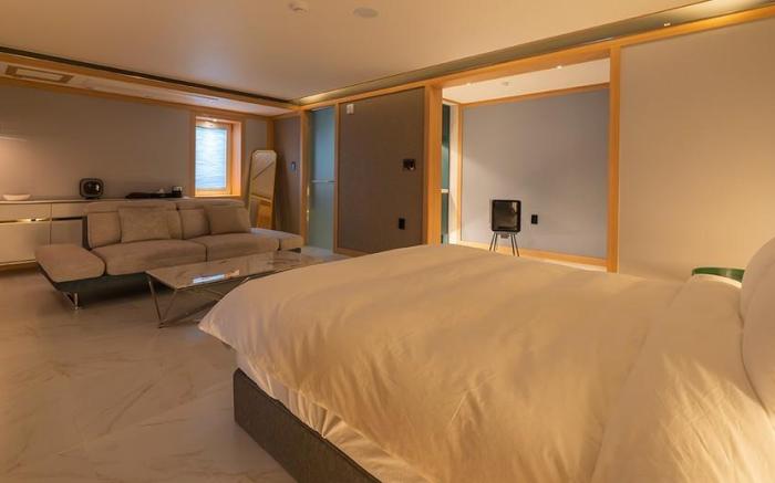 Gyeongju Hwanglidan Stay