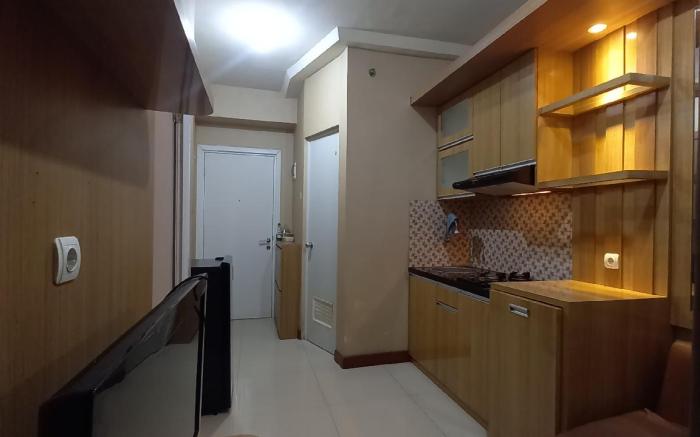 Apartemen Green Pramuka City, Di pusat Kota