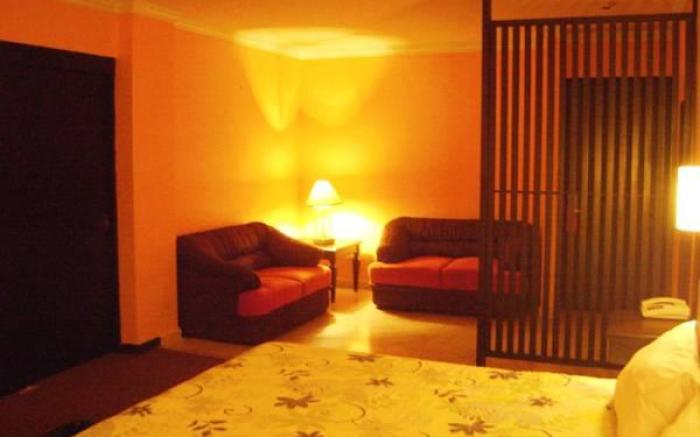Hotel Le-Gar