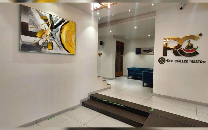 Hotel Red Chillee Restro