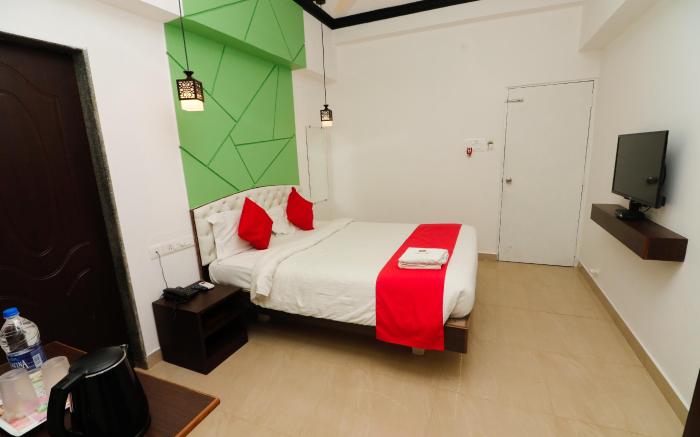 SWARNAM HOTEL