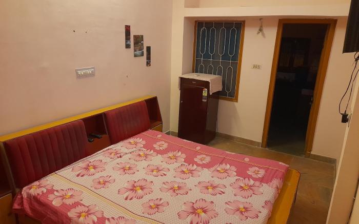Homestay by Varun - A Luxurious Villa