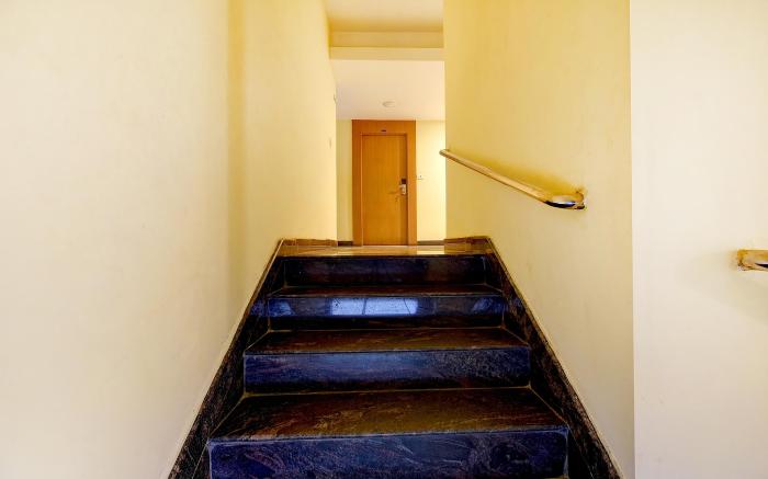 FabHotel Abirami Grand Inn - Nr. Bryant Park