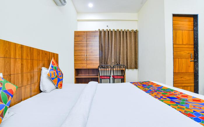 FabHotel 44 The M'Bience
