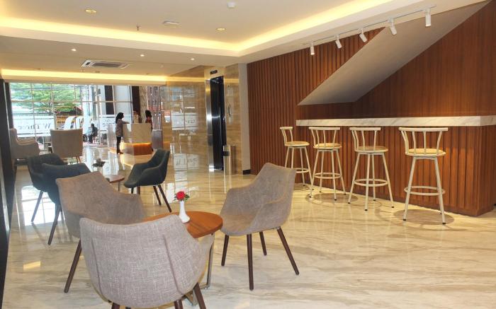 W Three Style Hotel Makassar
