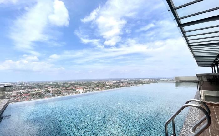 Ins Suite @ The Quartz Residence-Infinity Pool