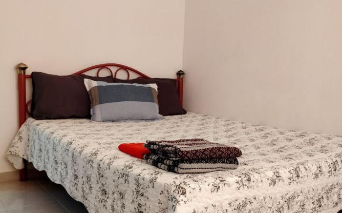 Homestay  UMMI 2 Jasin Bestari Melaka -Muslim Only