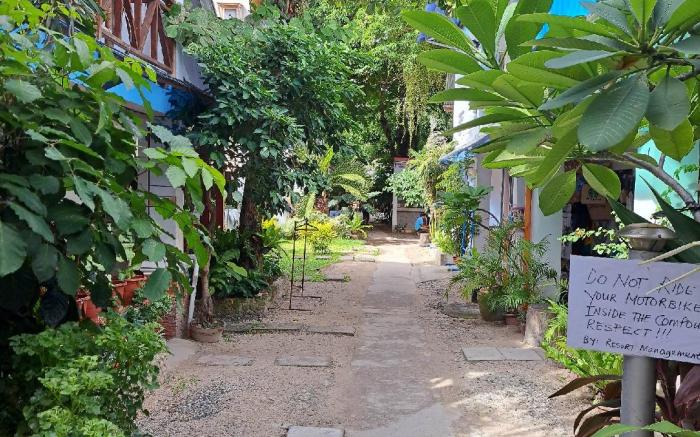VICENTE AGUIRRE ROOMS/COTTAGES