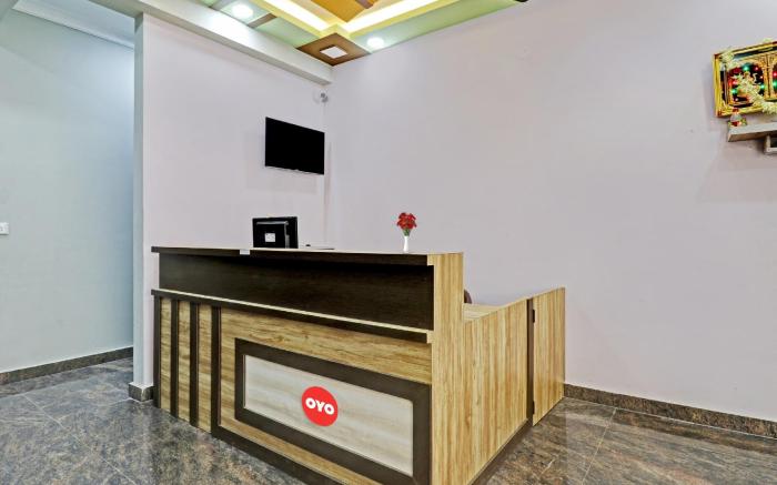 Super Hotel O SKYSPACE Near Yeshwantupur railway station