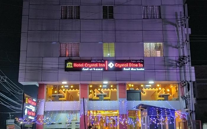 Hotel Crystal Inn
