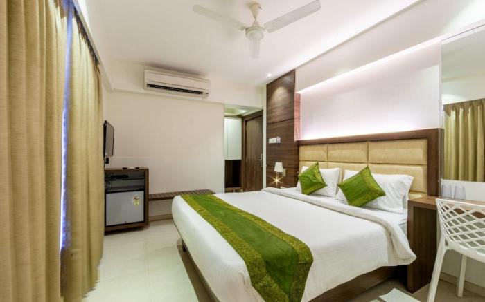 Hotel Laxvas- The Business Hotel