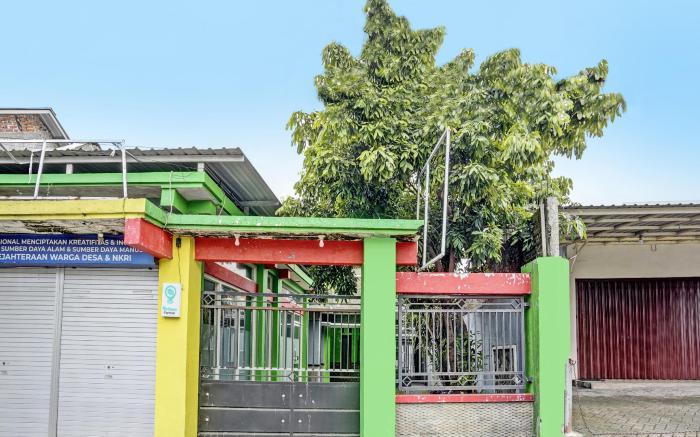OYO 92086 Fun Guesthouse Syariah