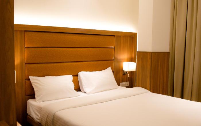 Hotel Landmark Aura