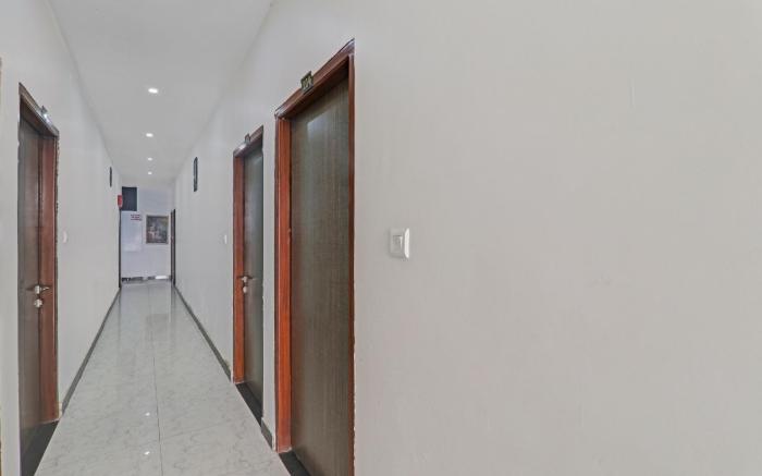 Collection O Shivashakti Grand Near Chaudhary Charan Singh International Airport