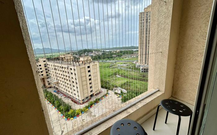New York Studio @Hiranandani Thane