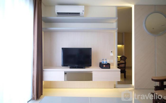 Best Location and Comfy 1BR at Praxis By Travelio